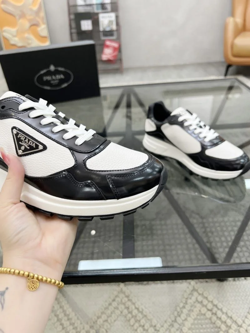Prada Low Shoes Soft 33666