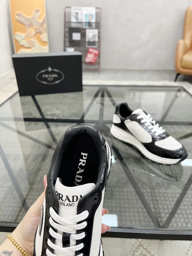 Prada Low Shoes Soft 33666