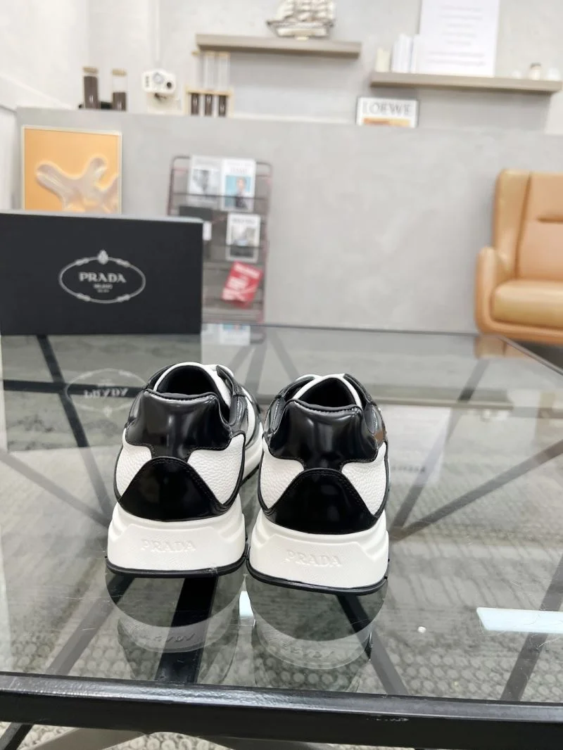 Prada Low Shoes Soft 33666