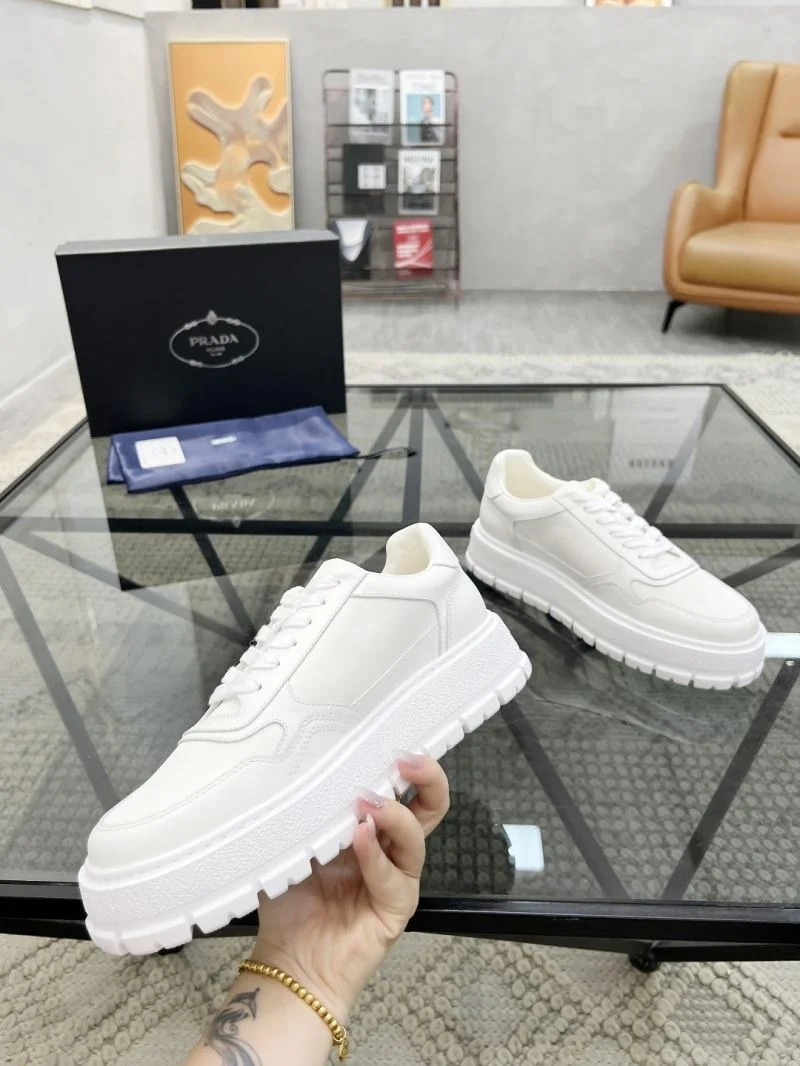 TechFriendly Prada Low Shoes 33680