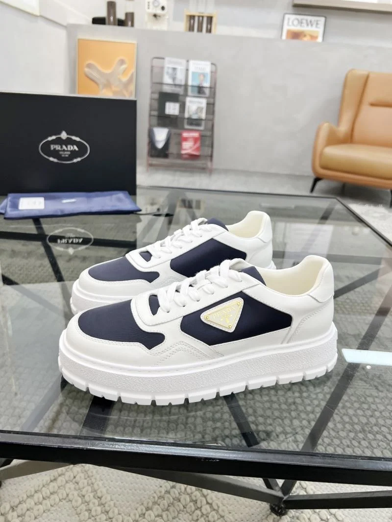 Prada Low Shoes Vibrant 33660