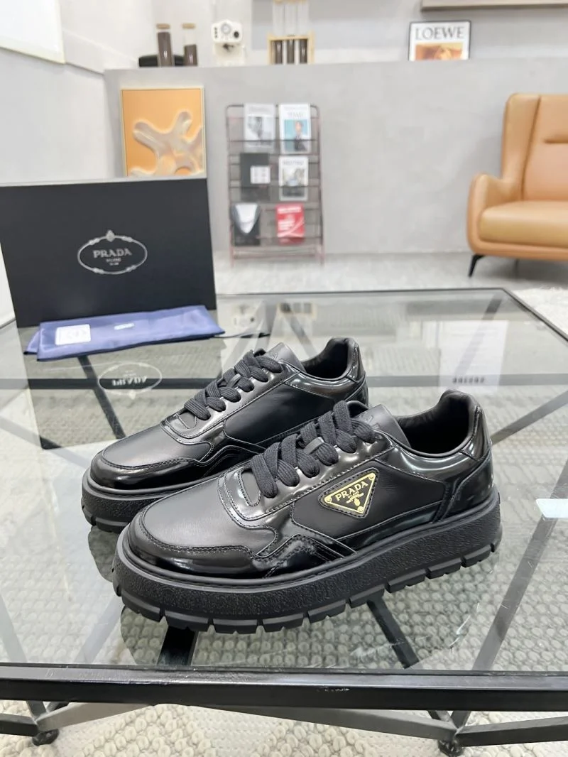 Prada Low Shoes EasyCare 33664