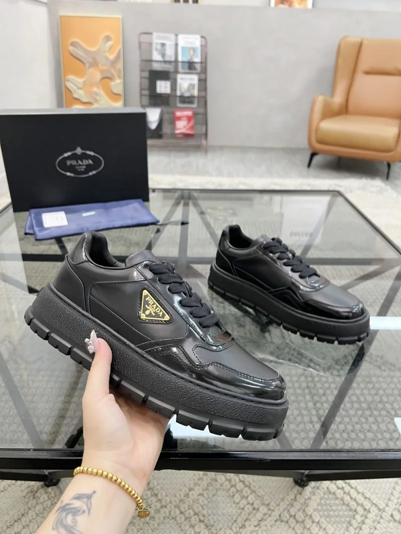 Prada Low Shoes EasyCare 33664