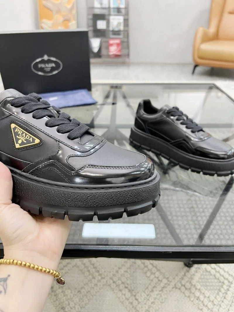 Prada Low Shoes EasyCare 33664
