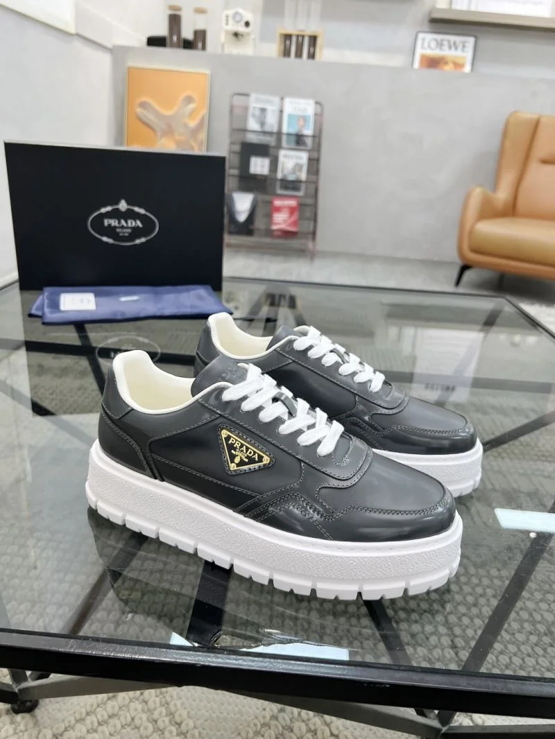 Affordable Prada Low Shoes 33657