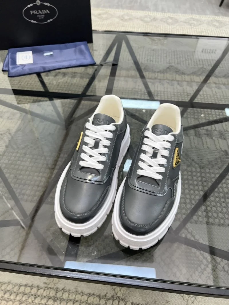 Affordable Prada Low Shoes 33657