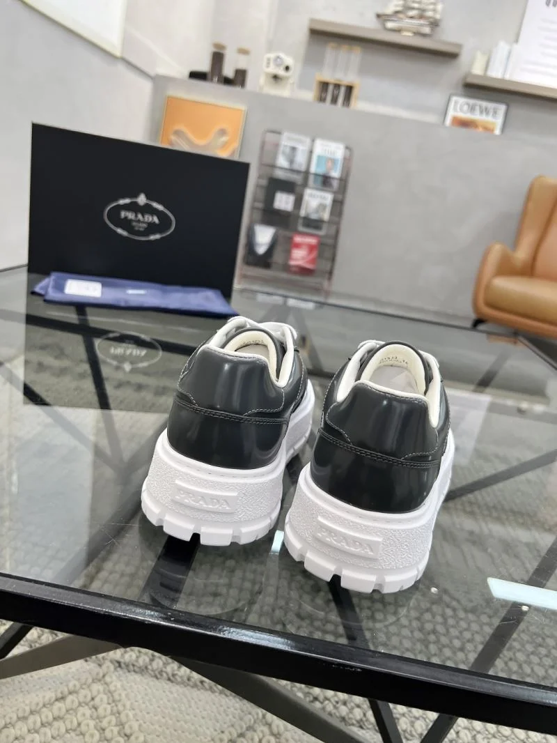 Affordable Prada Low Shoes 33657