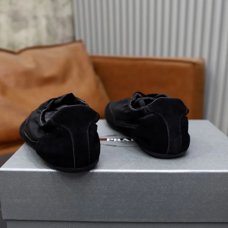 Prada Low Shoes Packable 33655