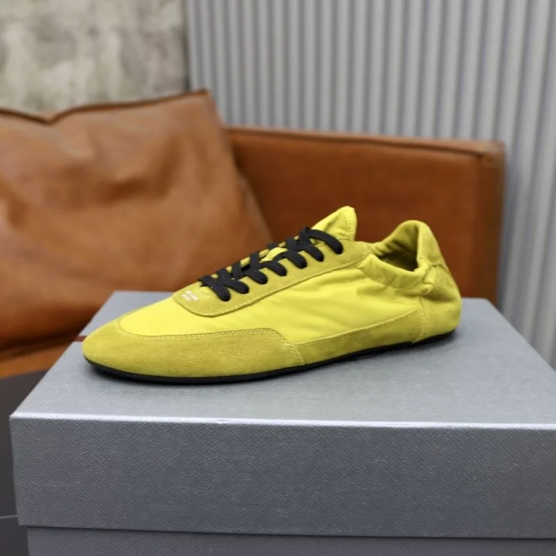 Prada Low Shoes Effortless 33654