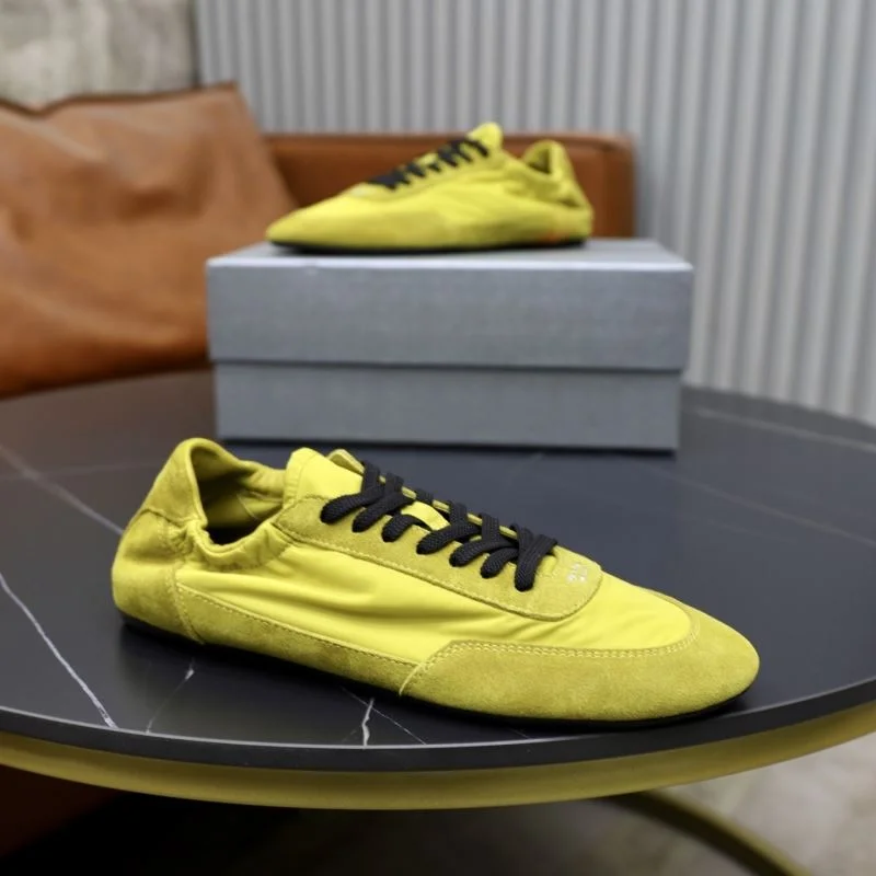 Prada Low Shoes Effortless 33654