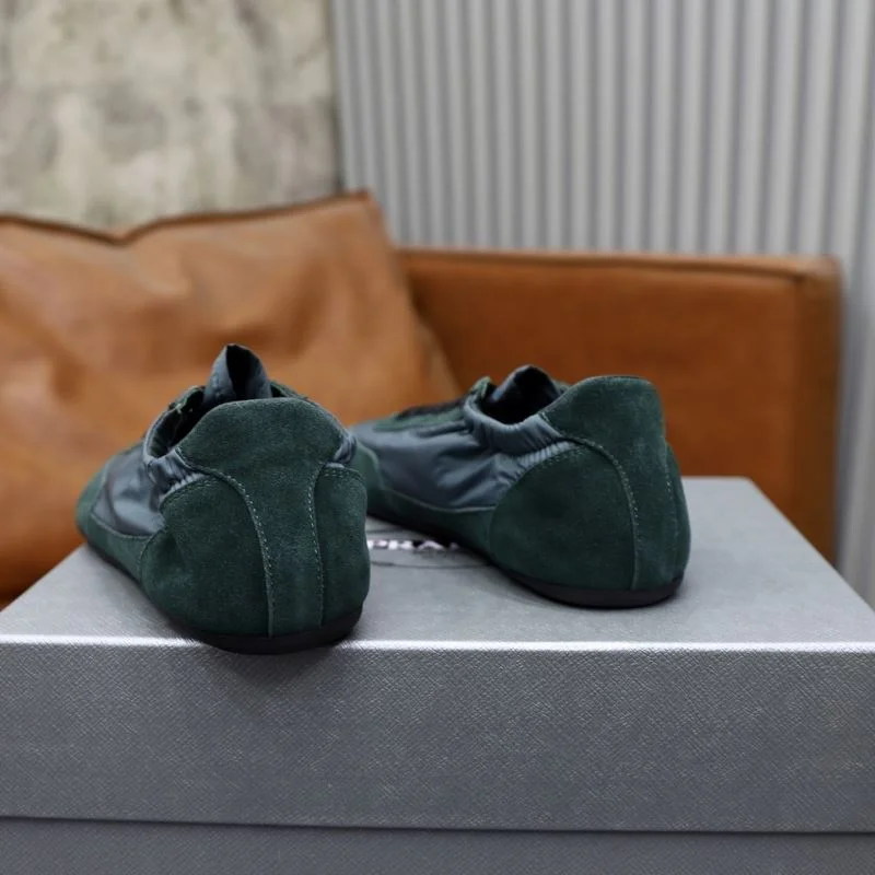 Prada Low Shoes Original 33651