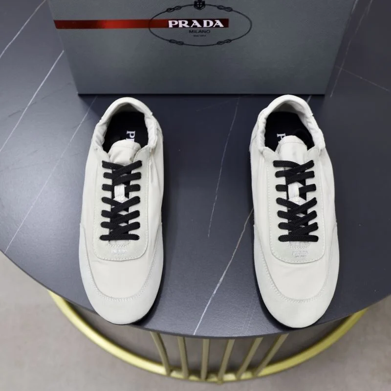 Popular Prada Low Shoes 33653
