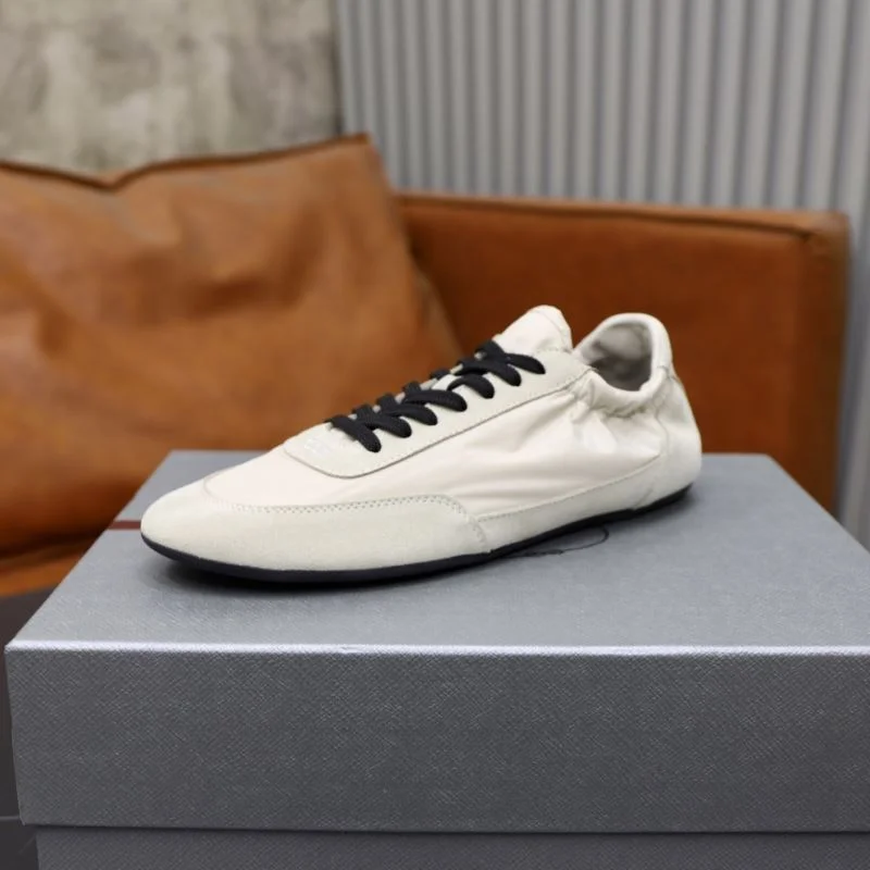 Popular Prada Low Shoes 33653