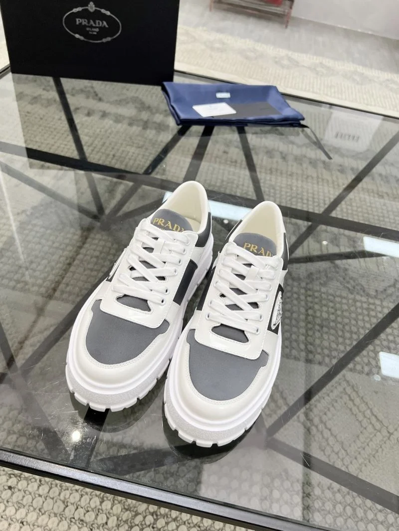 Prada Low Shoes ZeroBulk 33649
