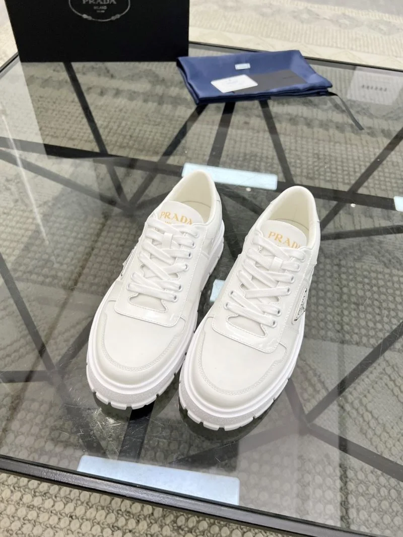 Breathable Prada Low Shoes 33647