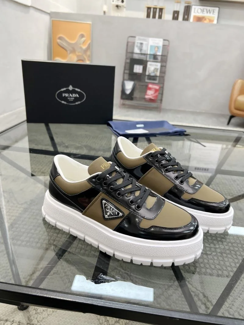 Prada Low Shoes Effortless 33645