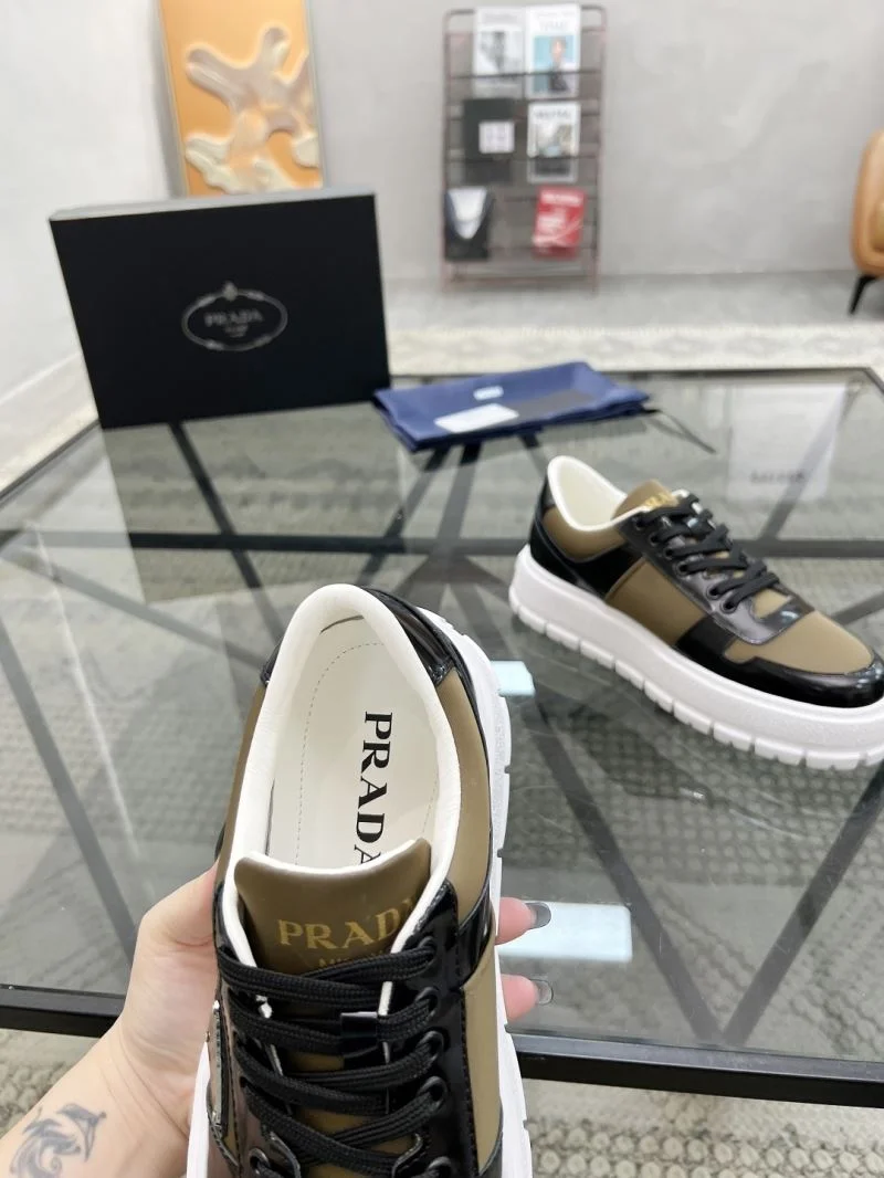 Prada Low Shoes Effortless 33645