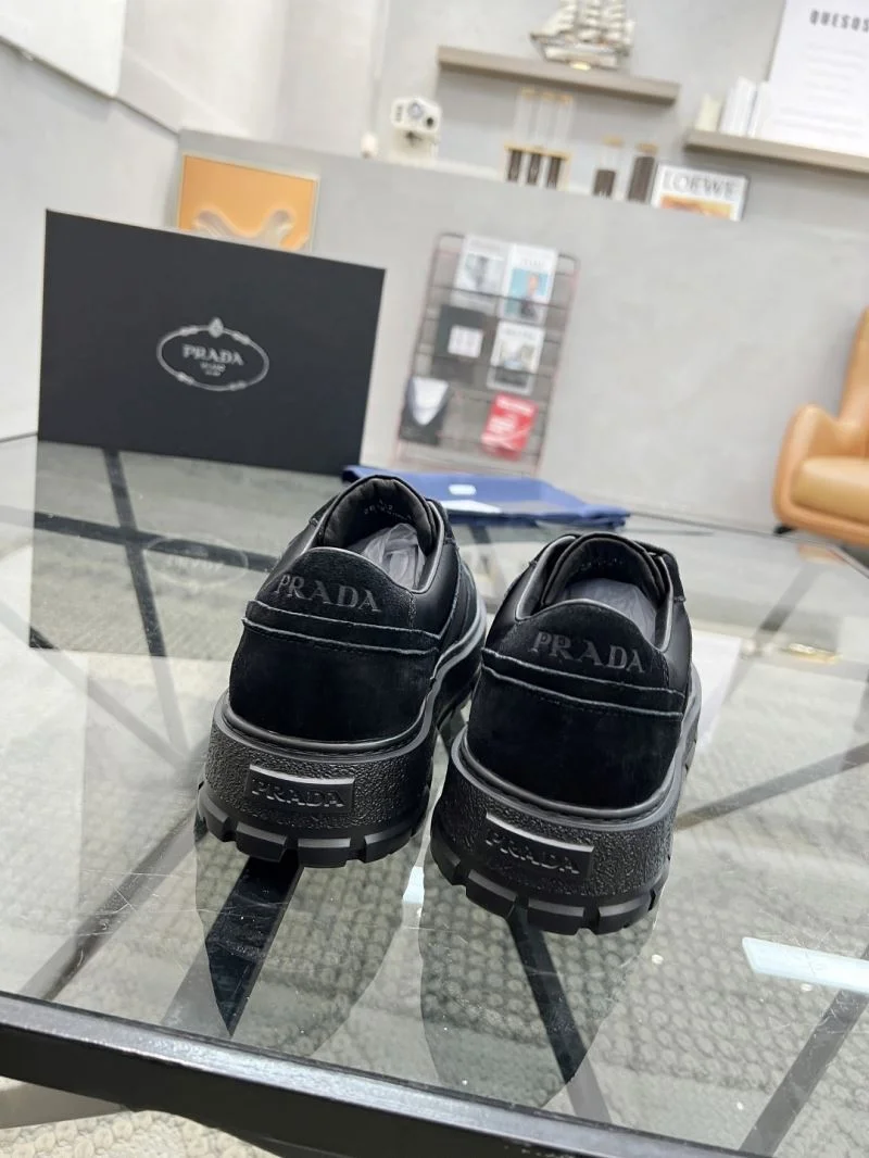 Prada Low Shoes ZipUp 33643