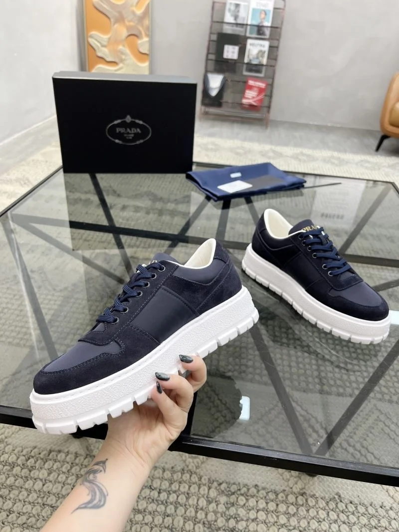 Prada Low Shoes RelaxedFit 33630