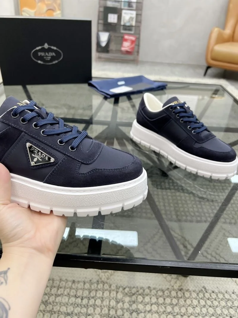 Prada Low Shoes RelaxedFit 33630