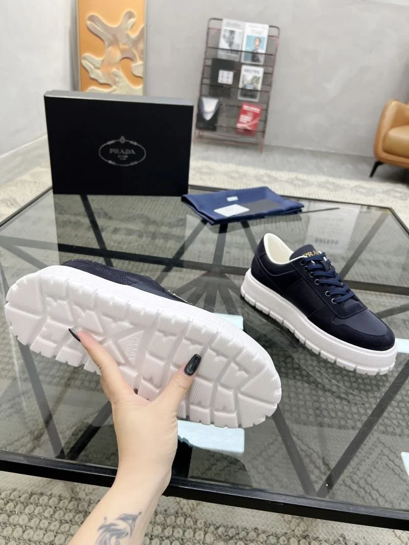 Prada Low Shoes RelaxedFit 33630