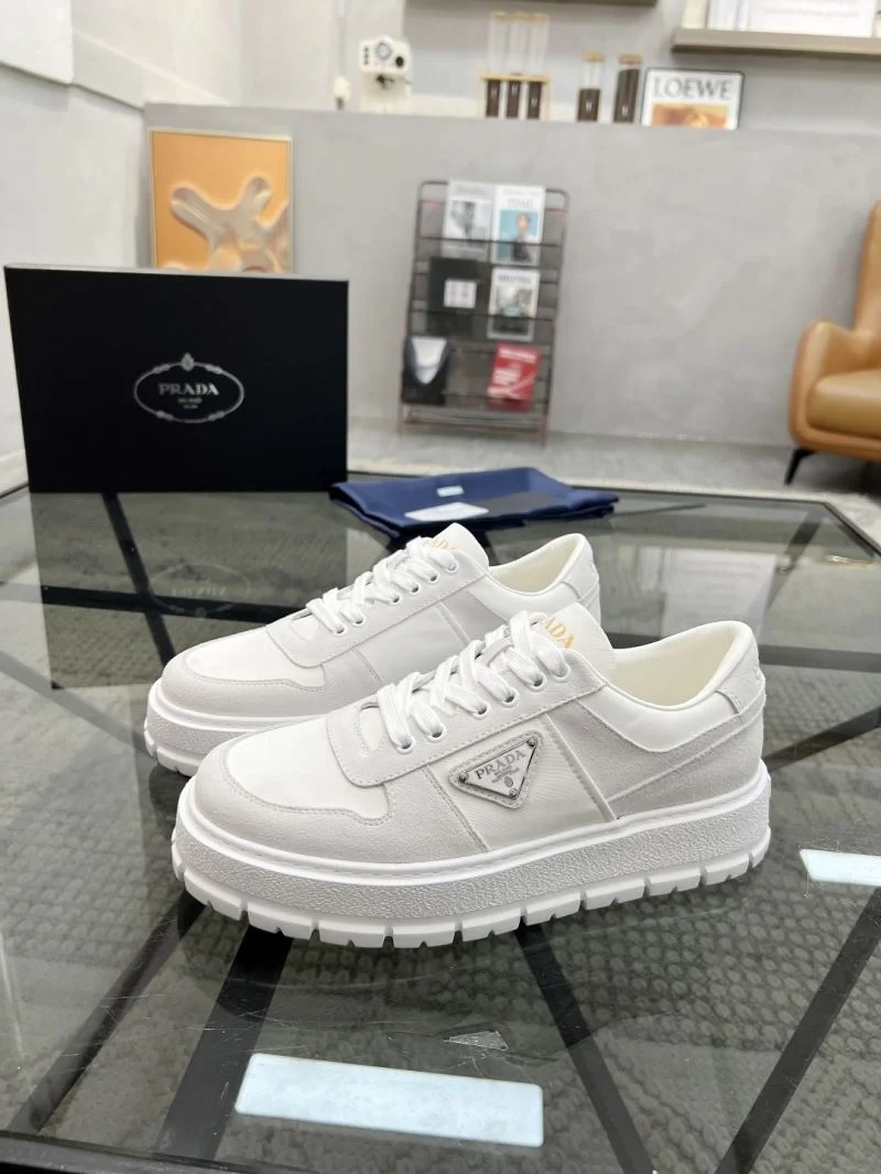 Prada Low Shoes DailyWear 33644