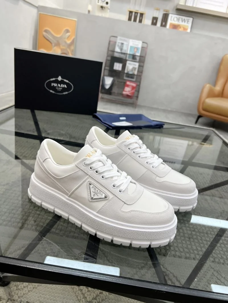 Prada Low Shoes DailyWear 33644