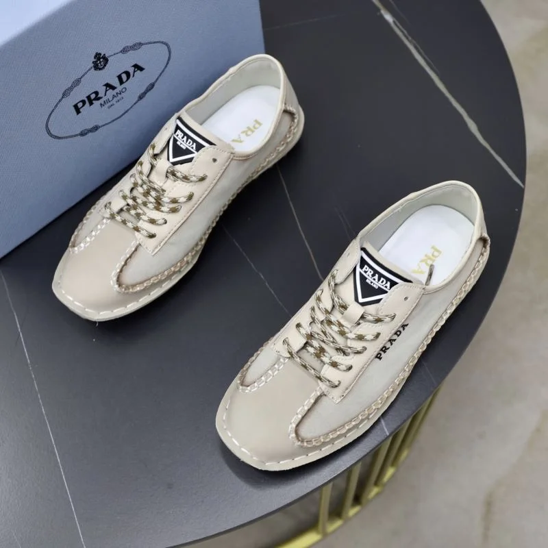 Effortless Prada Low Shoes 33639