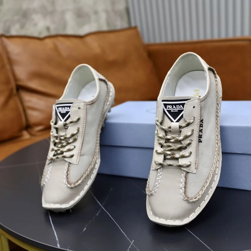 Effortless Prada Low Shoes 33639