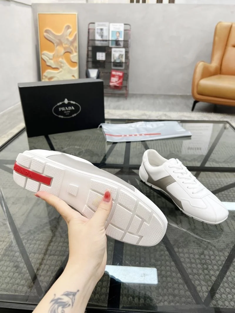 UrbanChic Prada Low Shoes 33634