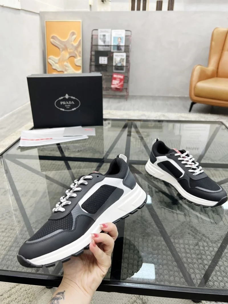 Reliable Prada Low Shoes 33636