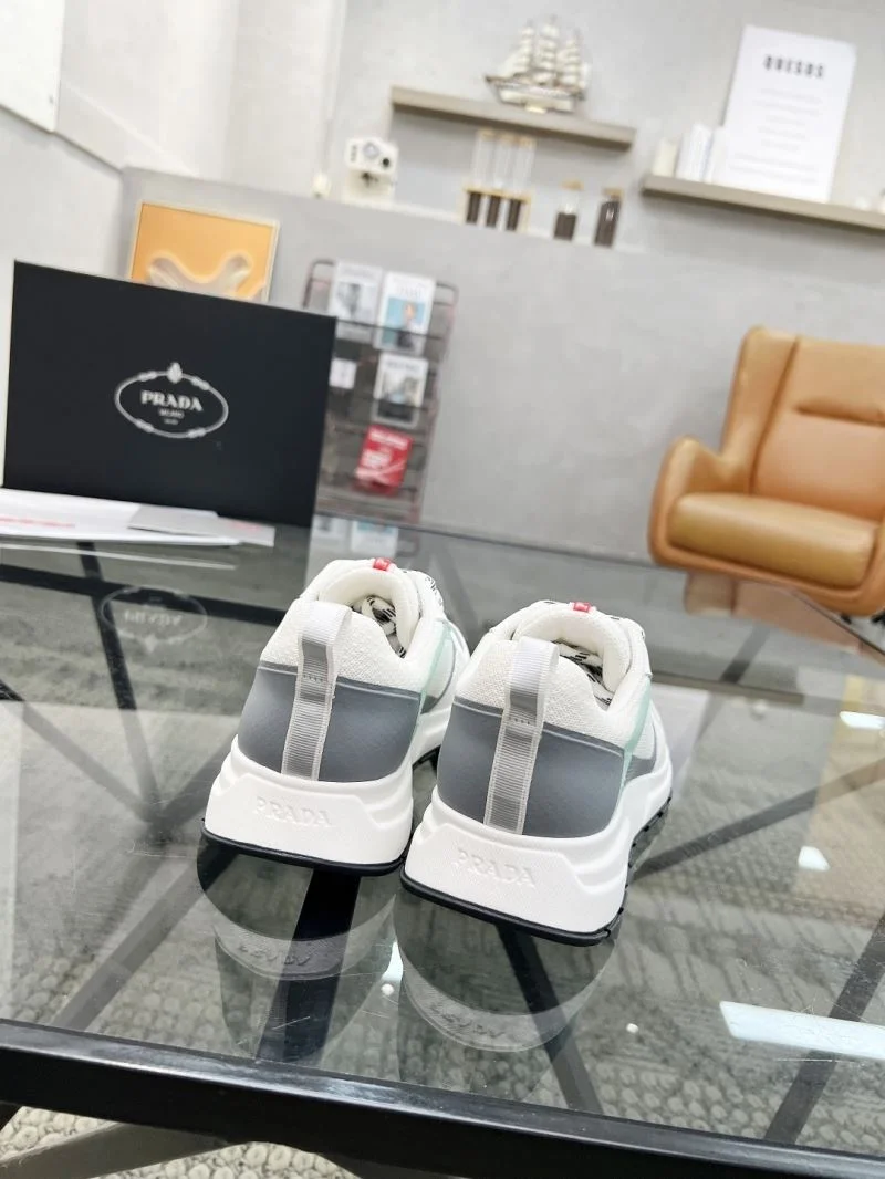 Prada Low Shoes Colorful 33642
