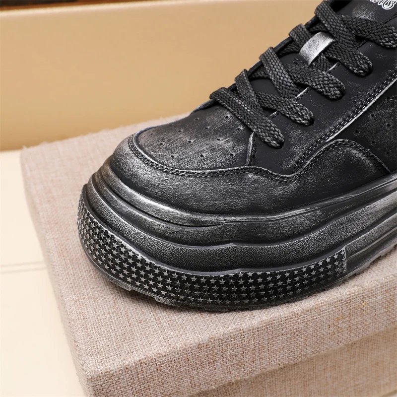 ModernLook Prada Low Shoes 33618