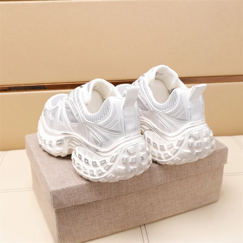 ZeroBulk Prada Low Shoes 33611