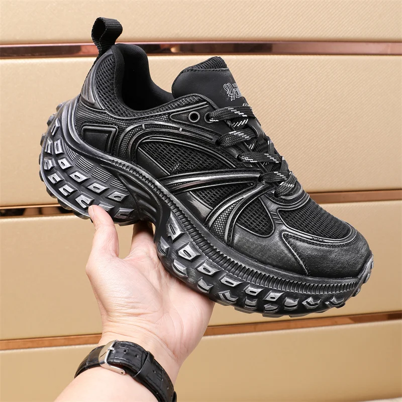 Sleek Prada Low Shoes 33610