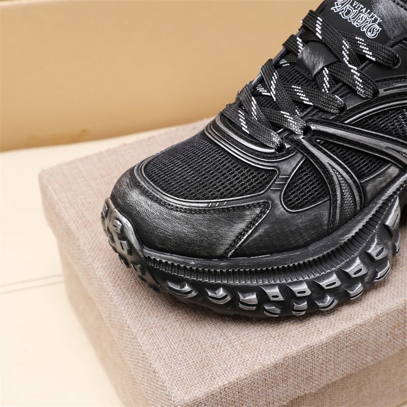 Sleek Prada Low Shoes 33610