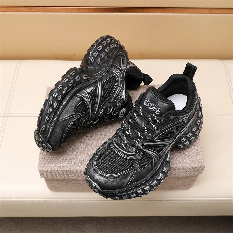 Sleek Prada Low Shoes 33610