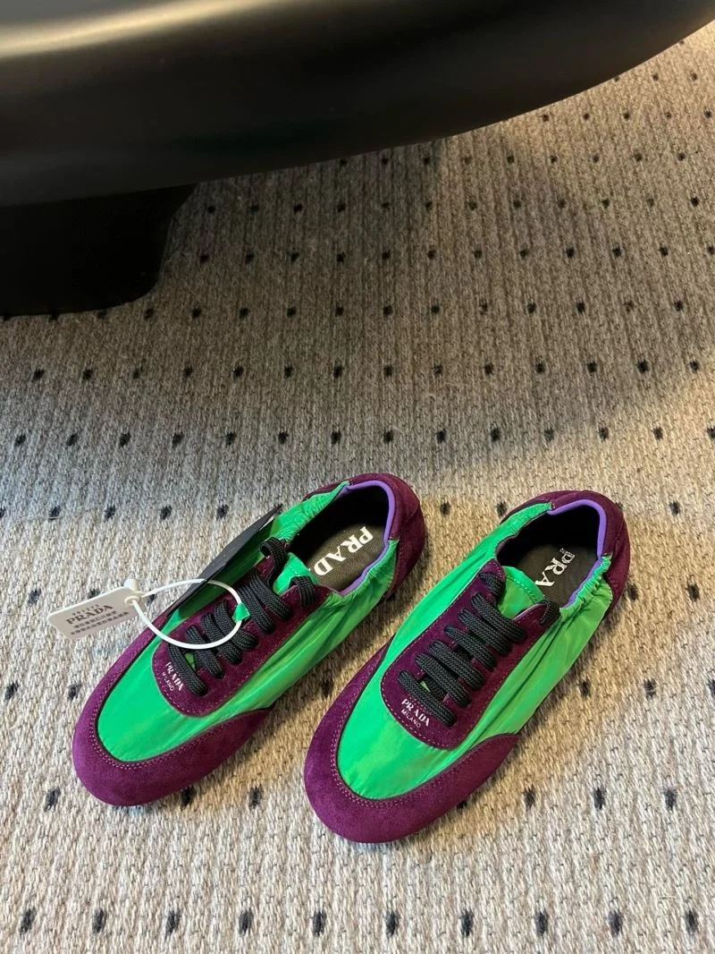 Prada Low Shoes Casual 34412