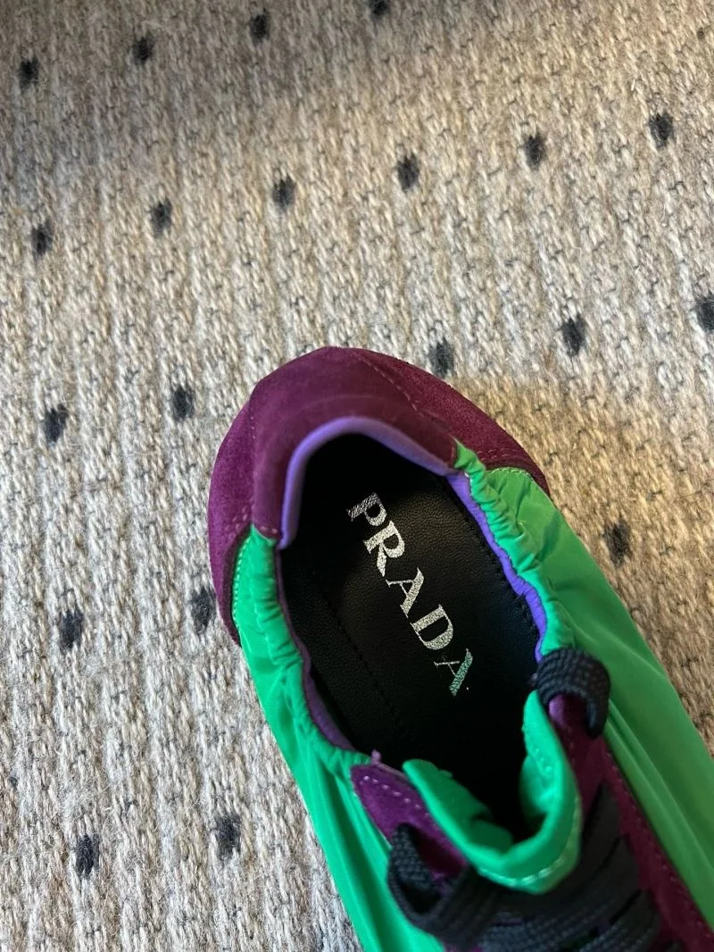 Prada Low Shoes Casual 34412