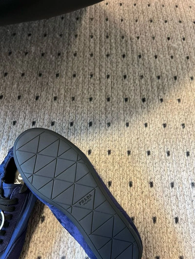 Prada Low Shoes ModernLook 34432