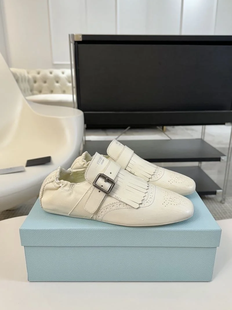 TechFriendly Prada Low Shoes 34410