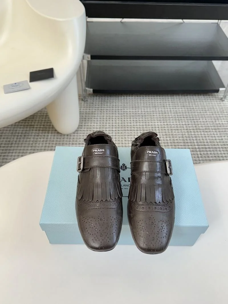 Soft Prada Low Shoes 34408