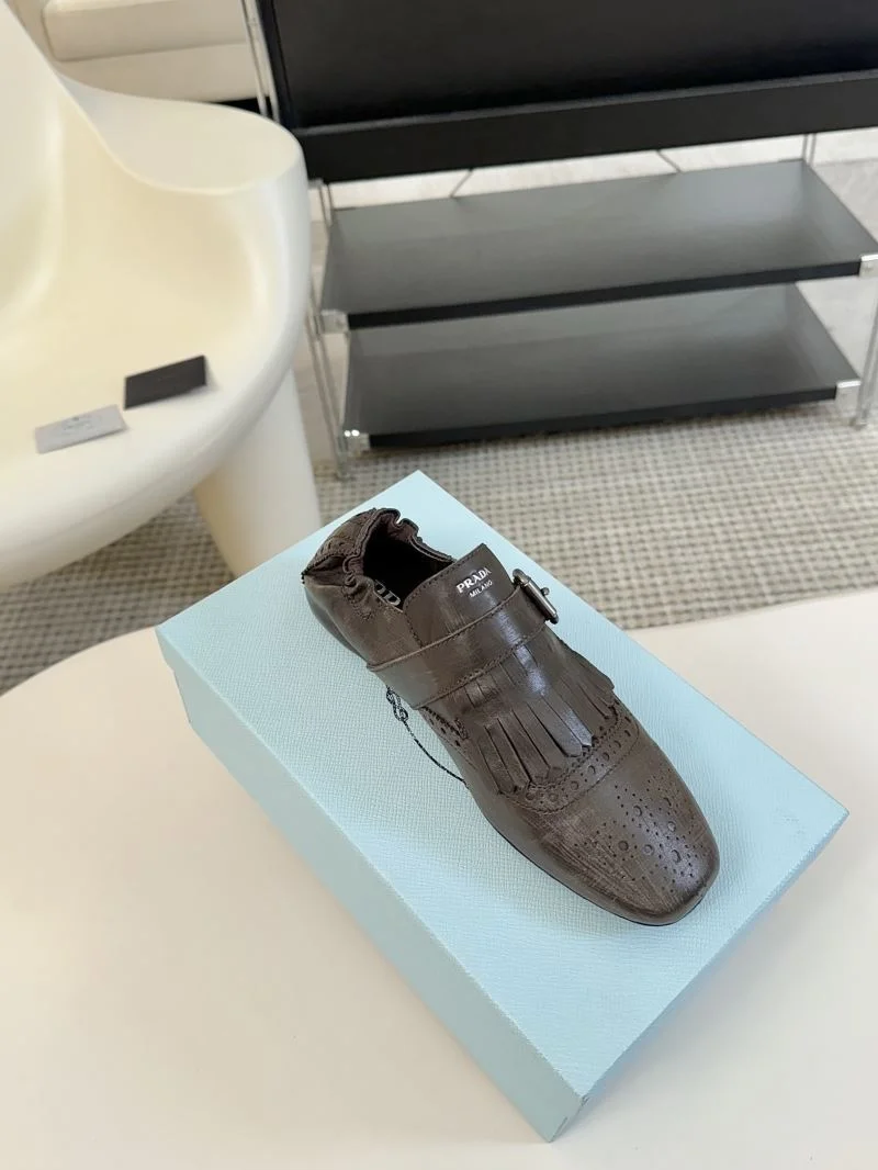 Soft Prada Low Shoes 34408