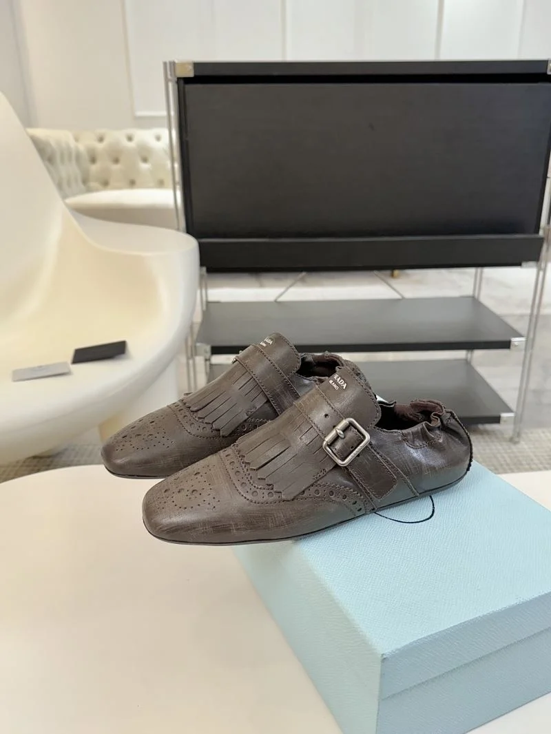 Soft Prada Low Shoes 34408