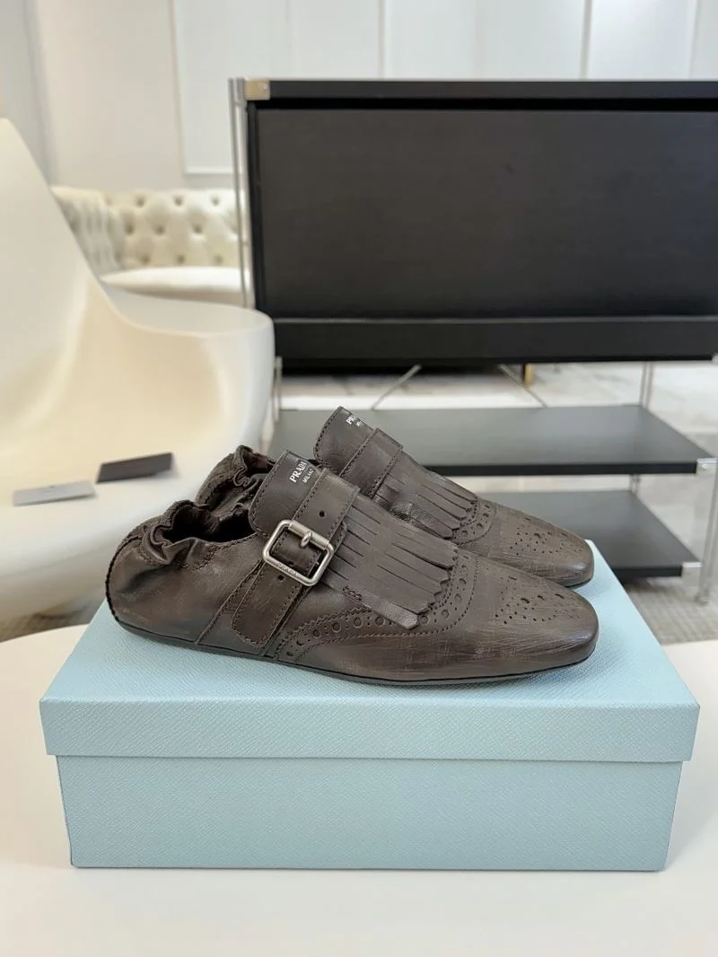 Soft Prada Low Shoes 34408