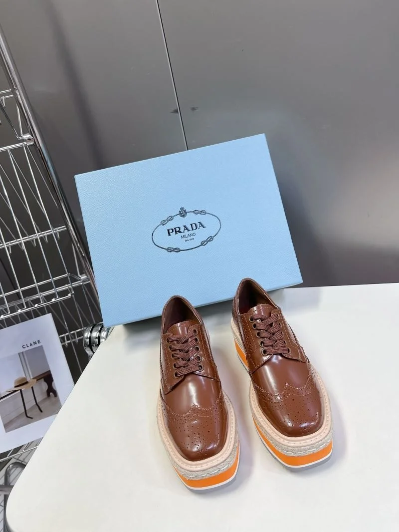 UrbanChic Prada Low Shoes 34414