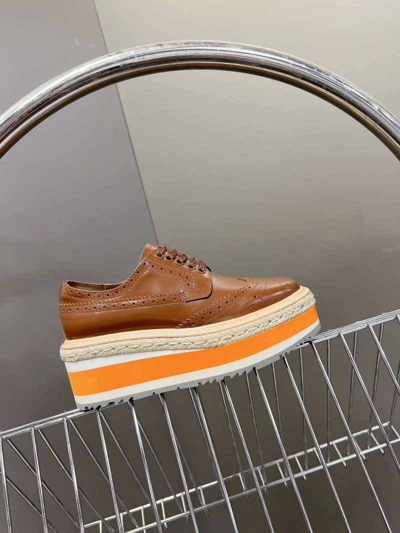 UrbanChic Prada Low Shoes 34414