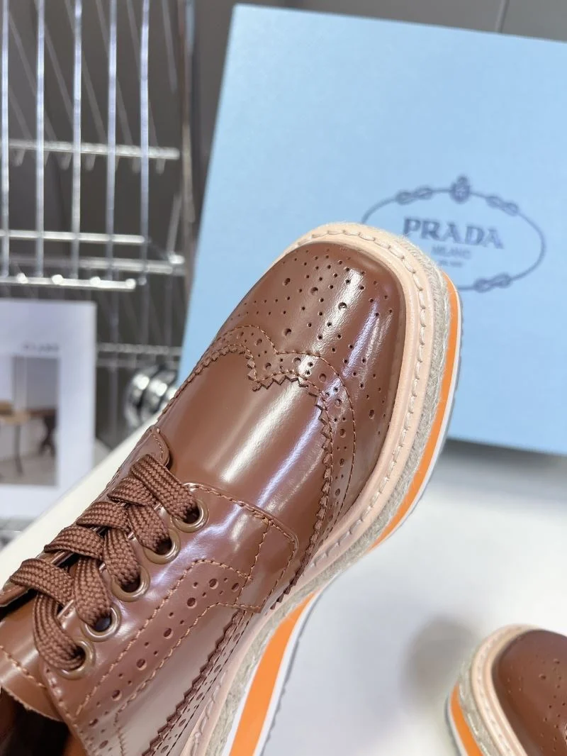 UrbanChic Prada Low Shoes 34414