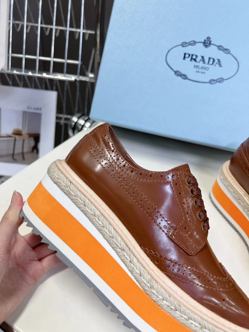 UrbanChic Prada Low Shoes 34414