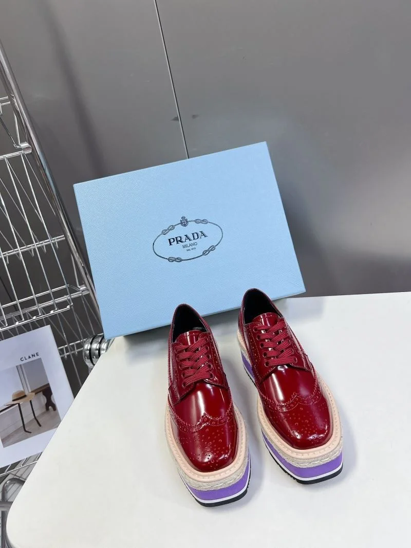 Sleek Prada Low Shoes 34429